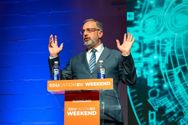 prof. dr. Ranko Rajović: Ekrani protiv dječjeg mozga · Education.Weekend 2026