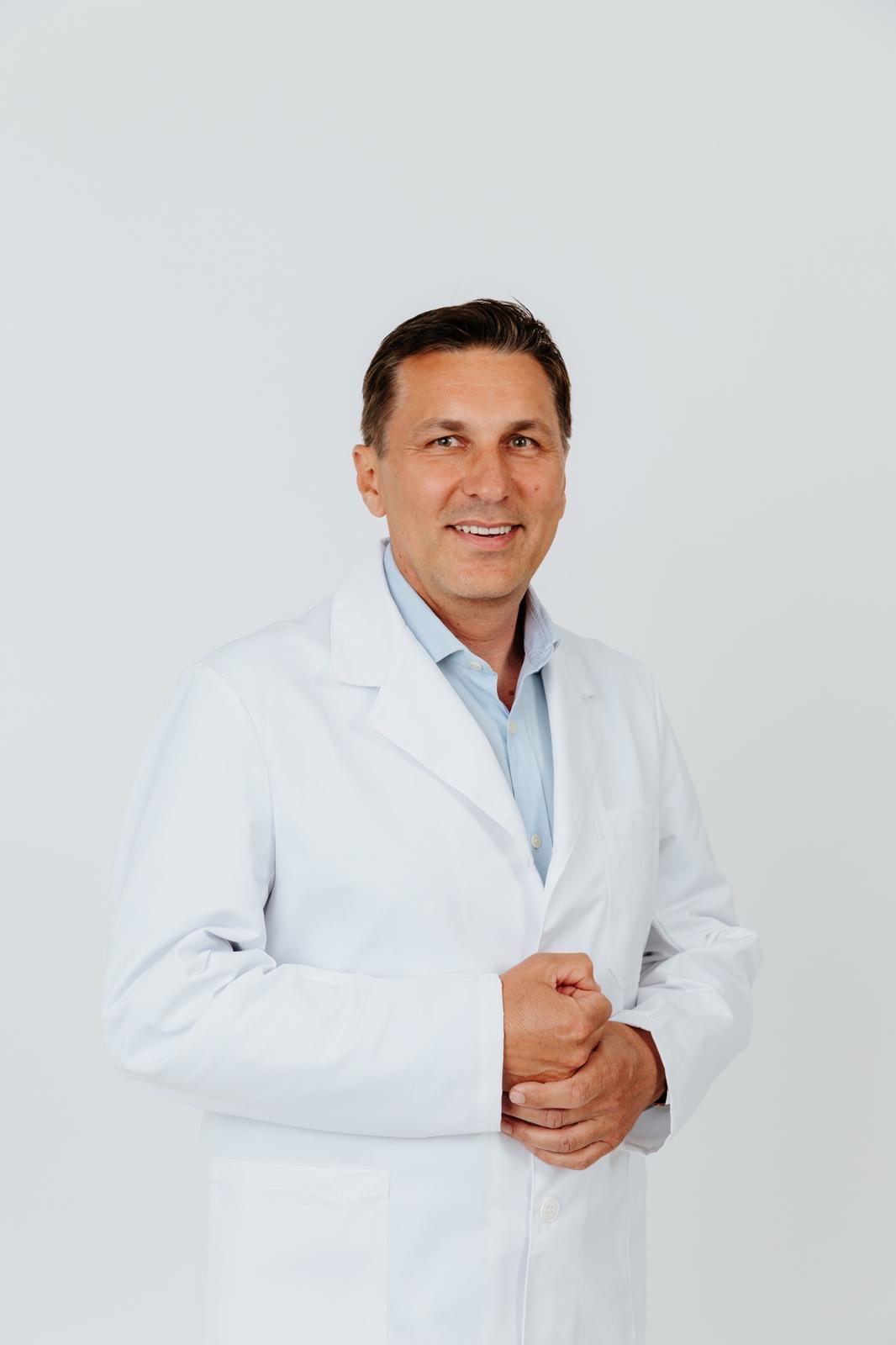 Dr. Stevo Martić